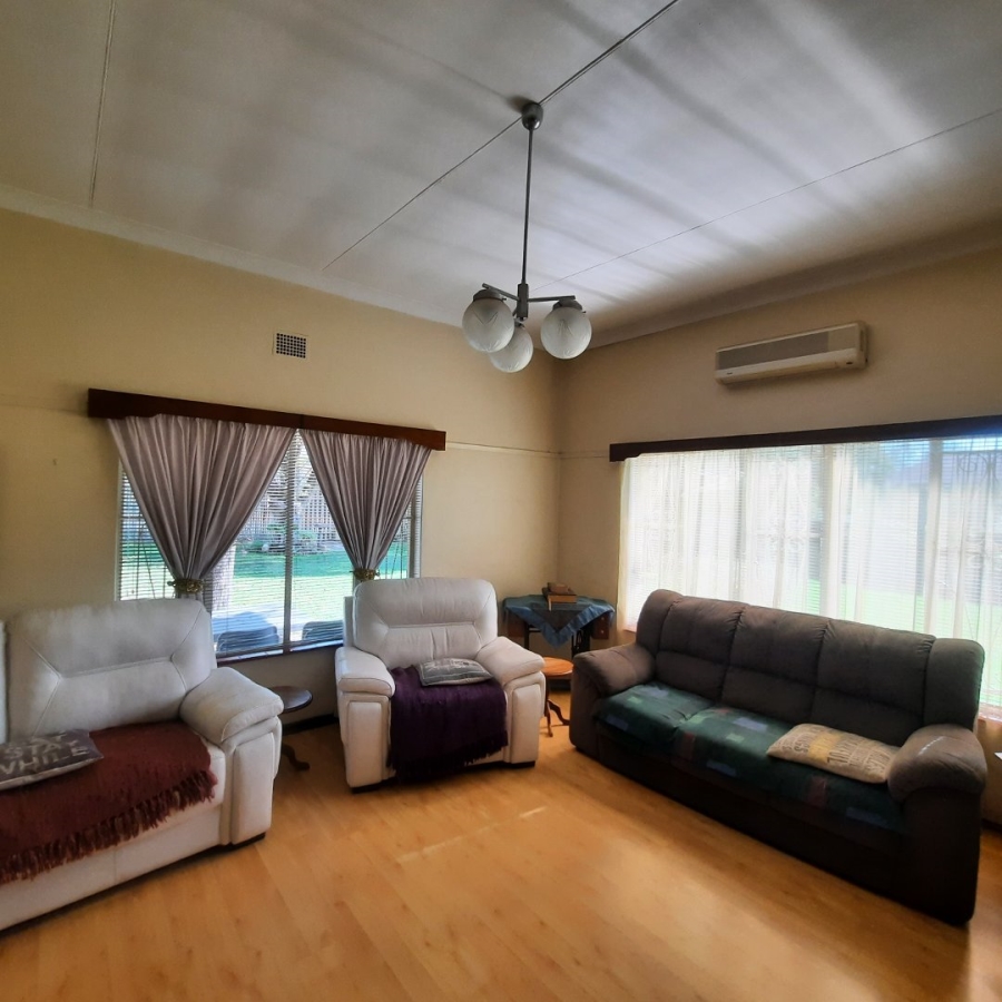 4 Bedroom Property for Sale in Park West Free State